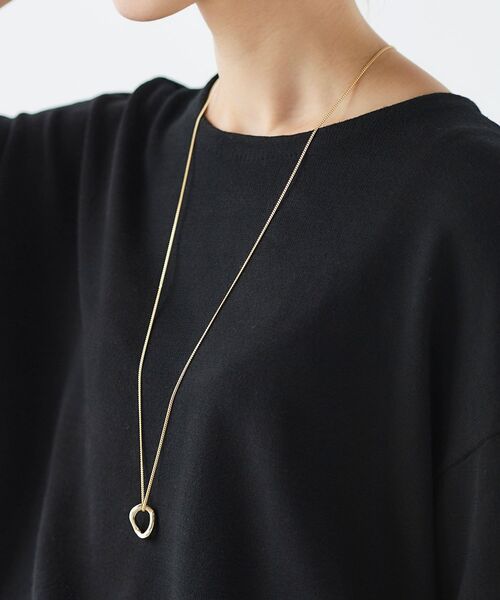 le.coeur blanc（ルクールブラン）の「ニュアンスフープロングネックレス（ネックレス・レディース・シルバー/ゴールド・FREE）」の9枚目の写真