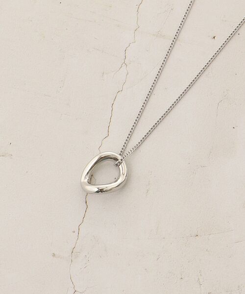 le.coeur blanc（ルクールブラン）の「ニュアンスフープロングネックレス（ネックレス・レディース・シルバー/ゴールド・FREE）」の11枚目の写真