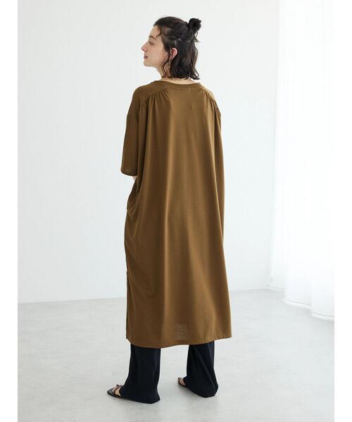 CRAFT STANDARD BOUTIQUE（クラフトスタンダードブティック）の「ショルダーギャザーカットワンピース（ワンピース・レディース・ブラック/カーキ/ブラウン・FREE）」の21枚目の写真