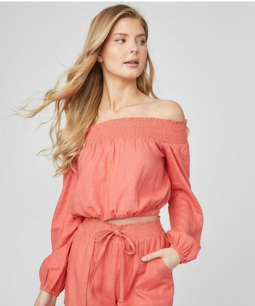 Guess(ゲス)の「Ilar Linen Off Shldr Top オフショルダートップス (シャツ/ブラウス・レディース・ピンク/ホワイト・X-SMALL/SMALL)」の2枚目の写真
