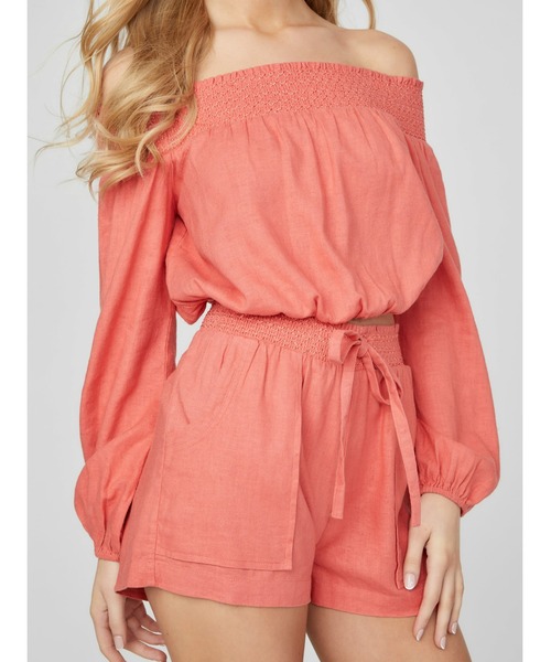 Guess(ゲス)の「Ilar Linen Off Shldr Top オフショルダートップス (シャツ/ブラウス・レディース・ピンク/ホワイト・X-SMALL/SMALL)」の4枚目の写真