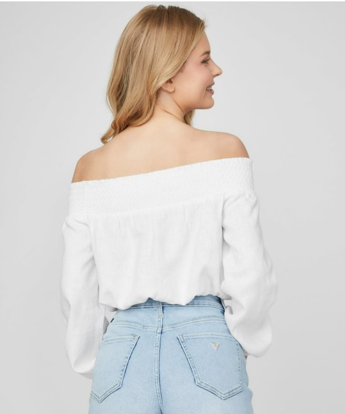 Guess(ゲス)の「Ilar Linen Off Shldr Top オフショルダートップス (シャツ/ブラウス・レディース・ピンク/ホワイト・X-SMALL/SMALL)」の6枚目の写真