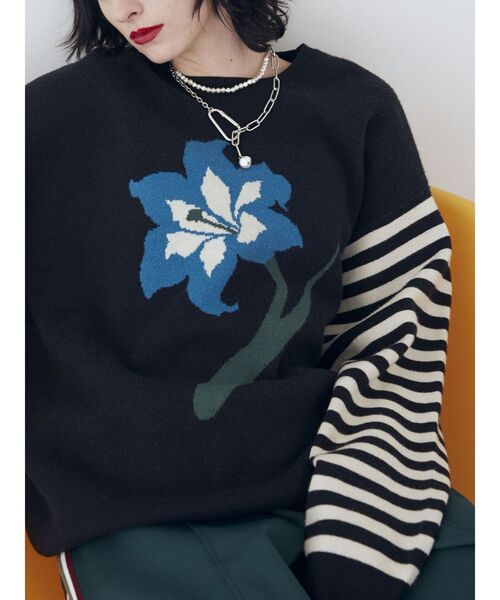 jouetie（ジュエティ）の「フラワーモチーフジャカードニット（ニット/セーター・レディース・ブルー/イエロー/ブラック・MEDIUM）」の9枚目の写真