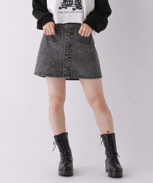 repipi armario（レピピ アルマリオ）の「マエボタンスカパン（スカート・キッズ・ブラック/ケミカルウォッシュ/その他/ブルー系/ブラウン/ブラック系その他/ネイビー・MEDIUM/SMALL/LARGE）」の3枚目の写真