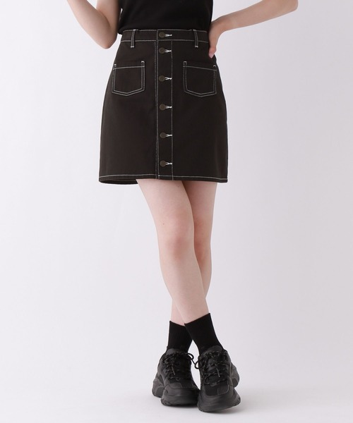 repipi armario（レピピ アルマリオ）の「マエボタンスカパン（スカート・キッズ・ブラック/ケミカルウォッシュ/その他/ブルー系/ブラウン/ブラック系その他/ネイビー・MEDIUM/SMALL/LARGE）」の2枚目の写真