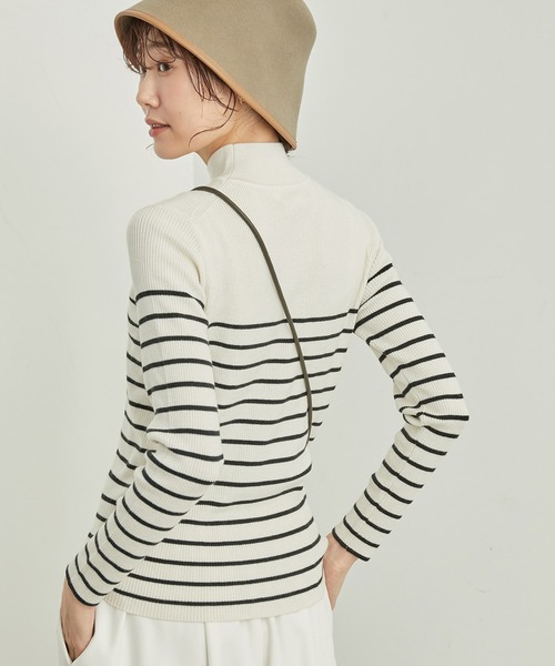 ROPE' PICNIC（ロペピクニック）の「パチパチしにくい・洗濯機OK・アンチピリング/ハイネックニットプルオーバー（ニット/セーター・レディース・レッド/ブルー系その他6/ブラック/ホワイト系その他5・38）」の2枚目の写真