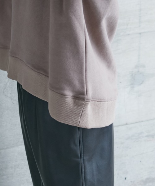 GEVS.(ジェイヴィス)の「<大きいサイズ> ワイドスリーブ裏起毛プルオーバー GEVS.(スウェット・レディース・モカ/ブラック・3L/5L/4L/LL/L)」の20枚目の写真