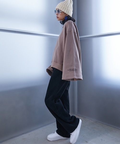 GEVS.(ジェイヴィス)の「<大きいサイズ> ワイドスリーブ裏起毛プルオーバー GEVS.(スウェット・レディース・モカ/ブラック・3L/5L/4L/LL/L)」の14枚目の写真