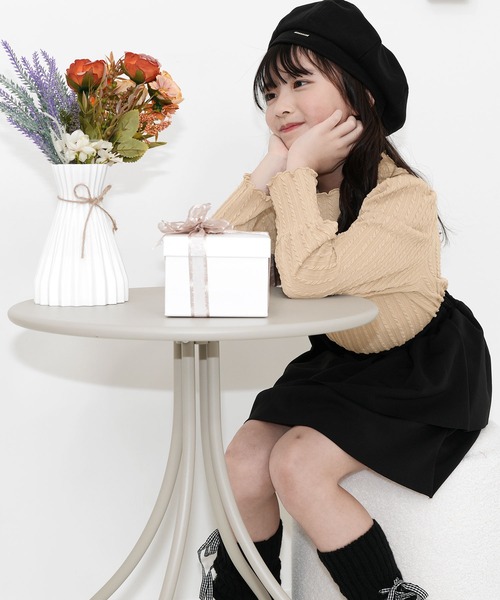 Bee des Bee(ビーデスビー)の「模様編み風ハイネックプルオーバー(その他トップス・キッズ・パープル系/アイボリー/ブラック/モカ・110cm/140cm/120cm/150cm/130cm/100cm)」の20枚目の写真