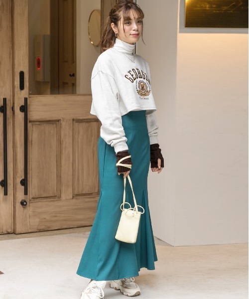 ad thie(アドティエ)の「滑らかストレッチ素材 プレーンタートル(Tシャツ/カットソー・レディース・ブラック/ピンク/ブラウン/チャコール/オフホワイト/ナチュラル・FREE/LL)」の10枚目の写真