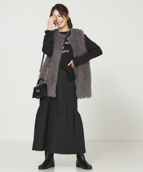 abahouse mavie（アバハウスマヴィ）の「ロゴロンＴ（Tシャツ/カットソー・レディース・ホワイト系その他2/ホワイト系その他/ブラック/サックスブルー/ホワイト系その他3/チャコールグレー/その他・フリー）」の9枚目の写真