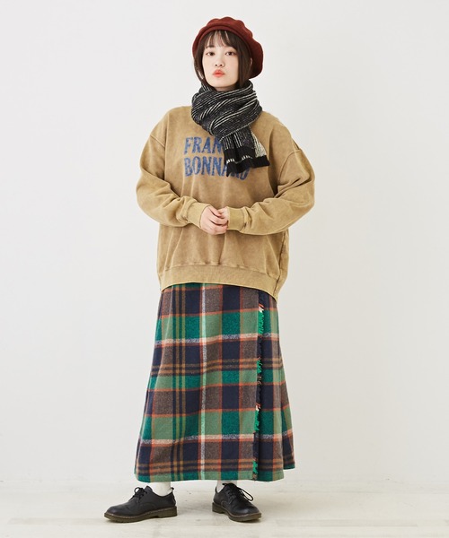 CUBE SUGAR(キューブシュガー)の「リバーシブルニットマフラー(マフラー・レディース・パープル/ネイビー/ホワイト/ブラック・M)」の6枚目の写真