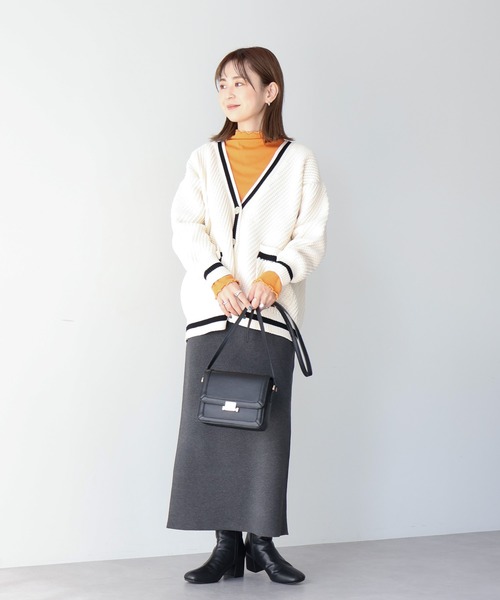 AMERICAN HOLIC(アメリカンホリック)の「エコカルットチルデンVネックニットカーディガン<エコ・軽い・ニット>(カーディガン/ボレロ・レディース・アイボリー/ブラック・L/M)」の14枚目の写真