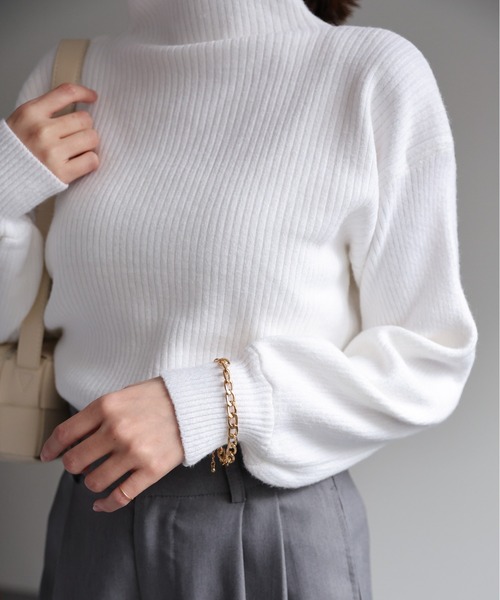 sakishimatokyo(サキシマトーキョー)の「ボリュームスリーブ ボトルネックニットTOPS/ボリューム袖トップス(ニット/セーター・レディース・ホワイト/ブラック/ライトベージュ/モカ・FREE)」の15枚目の写真