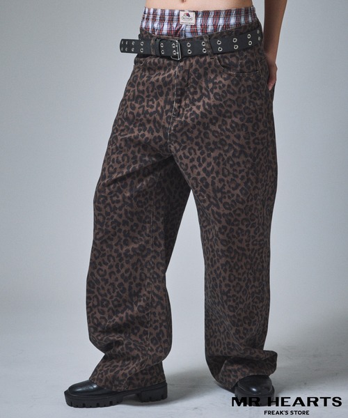 FREAK'S STORE（フリークスストア）の「限定展開 MR HEARTS/ミスターハーツ VINTAGE WASH WIDE STRAIGHT DENIM（デニムパンツ・メンズ・ライトインディゴブルー/インディゴブルー/ブラック/ブラウン/パープル/チャコールグレー/カモフラージュ/レオパード・SMALL/MEDIUM/LARGE）」の8枚目の写真