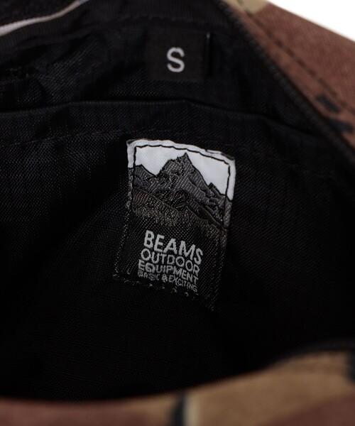 GREGORY（グレゴリー）の「GREGORY × BEAMS BOY / 別注 CHOCO CHIP CAMO PADDED SHOULDER POUCH（ショルダーバッグ・レディース・その他・ONE SIZE）」の13枚目の写真
