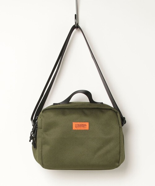 UNIVERSAL OVERALL（ユニバーサルオーバーオール）の「【UNIVERSAL OVERALL】ユーティリティ ショルダーバッグ 6L（ショルダーバッグ・メンズ・ブラック/ベージュ/カーキ/ネイビー・FREE）」の4枚目の写真