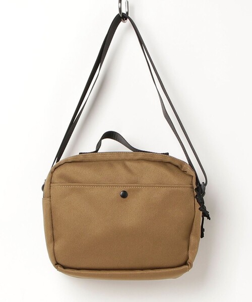 UNIVERSAL OVERALL（ユニバーサルオーバーオール）の「【UNIVERSAL OVERALL】ユーティリティ ショルダーバッグ 6L（ショルダーバッグ・メンズ・ブラック/ベージュ/カーキ/ネイビー・FREE）」の13枚目の写真