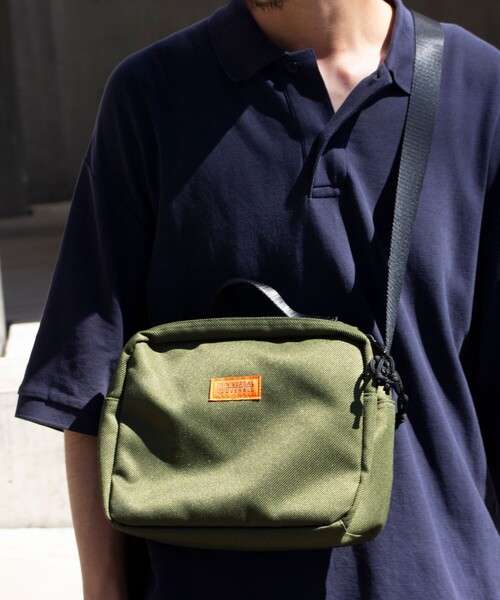 UNIVERSAL OVERALL（ユニバーサルオーバーオール）の「【UNIVERSAL OVERALL】ユーティリティ ショルダーバッグ 6L（ショルダーバッグ・メンズ・ブラック/ベージュ/カーキ/ネイビー・FREE）」の9枚目の写真