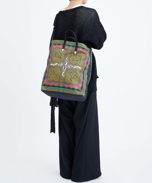 SPNN　　　TOGA VIRILIS プリントショルダーバッグ TOGA VIRILIS（トーガ ビリリース）の「Print tote bag