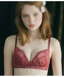 PEACH JOHN（ピーチジョン）の「【ラクな着け心地で自然な丸み＆高さ！バリエいろいろ♪】丸胸メイクリラックスノンワイヤーレースブラジャー＆ショーツセット（ブラ&ショーツ）」