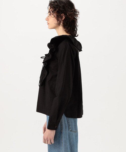 GANNI(ガニー)の「GANNI COTTON POPLIN RUFFLE Vネックブラウス(シャツ/ブラウス・レディース・ホワイト/ブラック・34)」の6枚目の写真