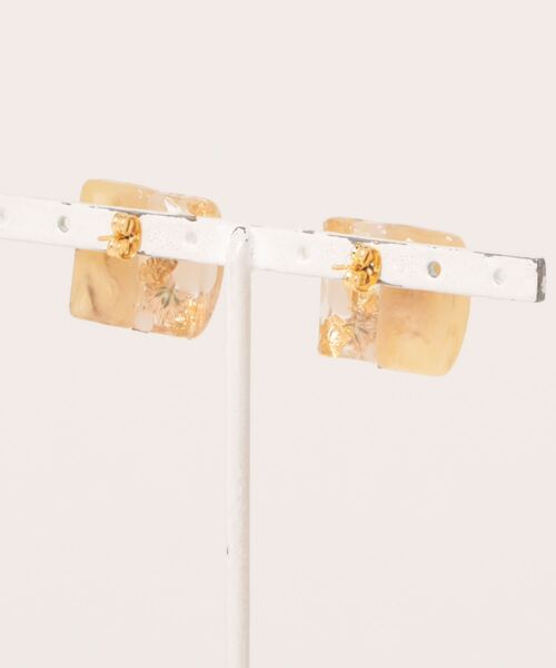 tone（トーン）の「【S.coeuf】金属アレルギー対応ピアス　ツートンスクエア×かすみ草(MA)（ピアス（両耳用）・レディース・ベージュ/カーキ/ブルー/ブラウン・FREE）」の13枚目の写真