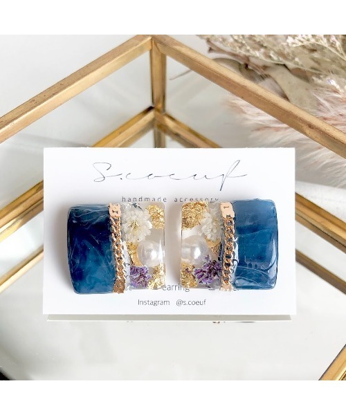 tone（トーン）の「【S.coeuf】金属アレルギー対応ピアス　ツートンスクエア×かすみ草(MA)（ピアス（両耳用）・レディース・ベージュ/カーキ/ブルー/ブラウン・FREE）」の4枚目の写真