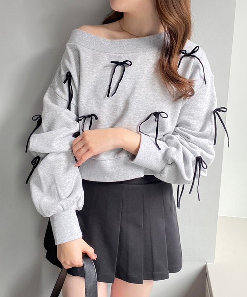 one after another NICE CLAUP（ワンアフターアナザーナイスクラップ）の「ベロアリボンワンショルスウェット（スウェット・レディース・オフホワイト/ブラック/グレー・FREE）」の18枚目の写真