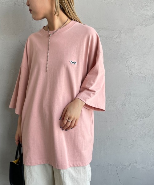 TOWNCRAFT（タウンクラフト）の「[TOWN CRAFT/タウンクラフト・THE FOX/ザフォックス] 別注 ワンポイントロゴワッペン ビッグシルエットTシャツ（Tシャツ/カットソー・レディース・ブラック/アッシュグレー/ブルーグレー/ホワイト/ピンク・M/L/S）」の5枚目の写真