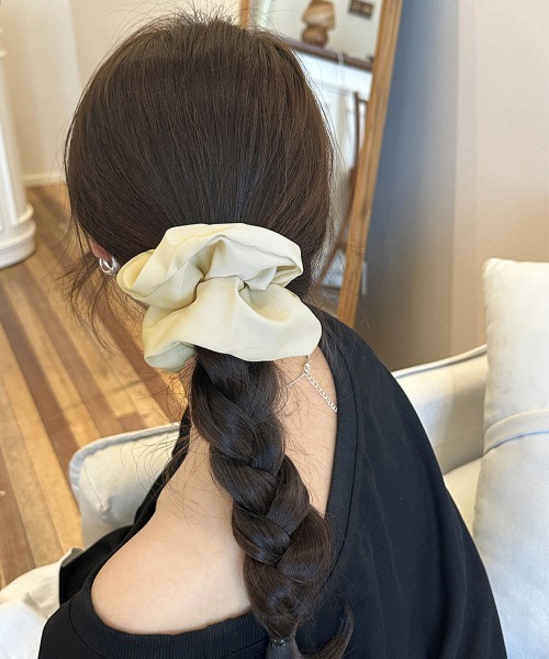 Miniministore（ミニミニストア）の「サテンヘアゴム シュシュ韓国風 無地7色（シュシュ・レディース・ブラウン/グレー/ブラック/ピンク/アイボリー/ライトブラウン・FREE）」の15枚目の写真