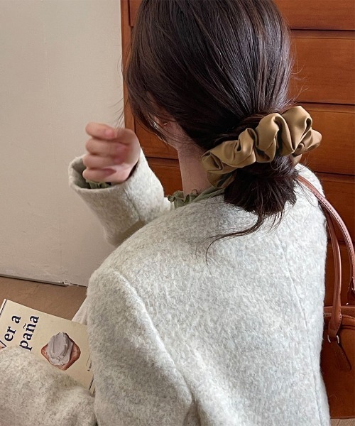 Miniministore（ミニミニストア）の「サテンヘアゴム シュシュ韓国風 無地7色（シュシュ・レディース・ブラウン/グレー/ブラック/ピンク/アイボリー/ライトブラウン・FREE）」の19枚目の写真