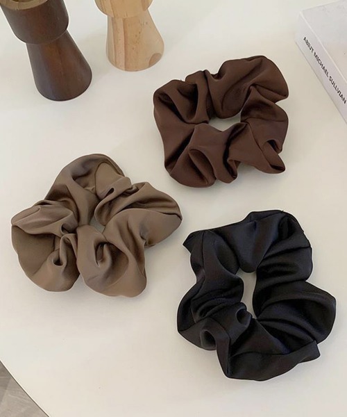 Miniministore（ミニミニストア）の「サテンヘアゴム シュシュ韓国風 無地7色（シュシュ・レディース・ブラウン/グレー/ブラック/ピンク/アイボリー/ライトブラウン・FREE）」の20枚目の写真
