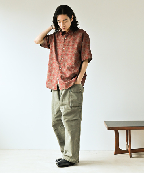 JOURNAL STANDARD（ジャーナルスタンダード）の「”吸水速乾 / 通気性” EVALETメッシュ ストレッチウォッシャブル モダンS/Sシャツ（シャツ/ブラウス・メンズ・ブラック系その他/ベージュ系その他/レッド系その他/オレンジ/ベージュ・SMALL/MEDIUM/LARGE）」の16枚目の写真