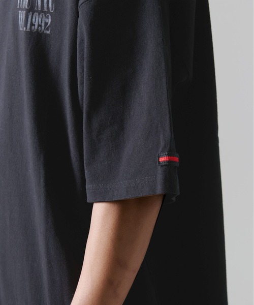 FUBU（ フブ）の「FUBU フブ ブランド ロゴ NY ニューヨーク バックプリント アメカジ 半袖 Tシャツ ティーシャツ（Tシャツ/カットソー・メンズ・ブラック/ホワイト・XL/L/M/XXL）」の20枚目の写真