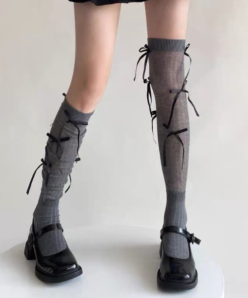 .KOM（ドットコム）の「A'GEM/9 × .kom 『.KOM/ドットケーオーエム』 リボンハイソックス（ソックス/靴下・レディース・ライトグレー/ブラック/アイボリー/ホワイト・FREE）」の9枚目の写真