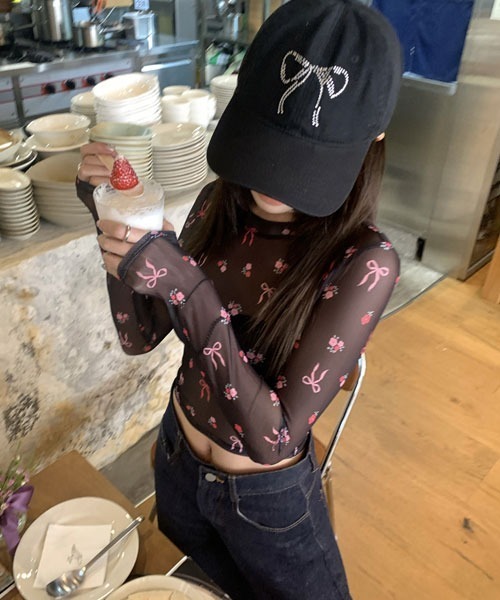 Mayree(メイリー)の「【Mayree】リボン フラワー シアートップス(Tシャツ/カットソー・レディース・ホワイト/ブラック/ピンク・FREE)」の3枚目の写真