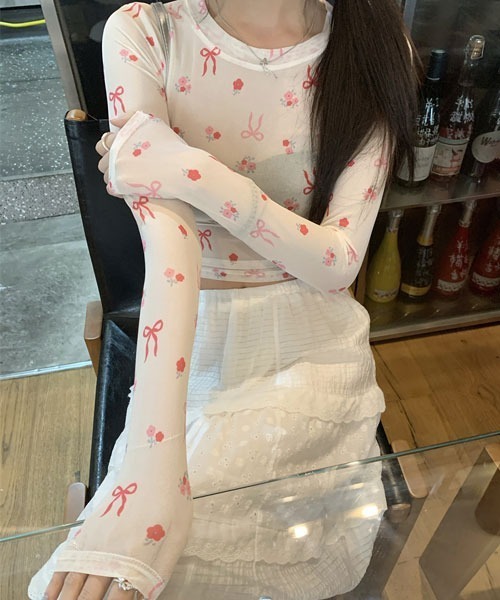 Mayree(メイリー)の「【Mayree】リボン フラワー シアートップス(Tシャツ/カットソー・レディース・ホワイト/ブラック/ピンク・FREE)」の5枚目の写真