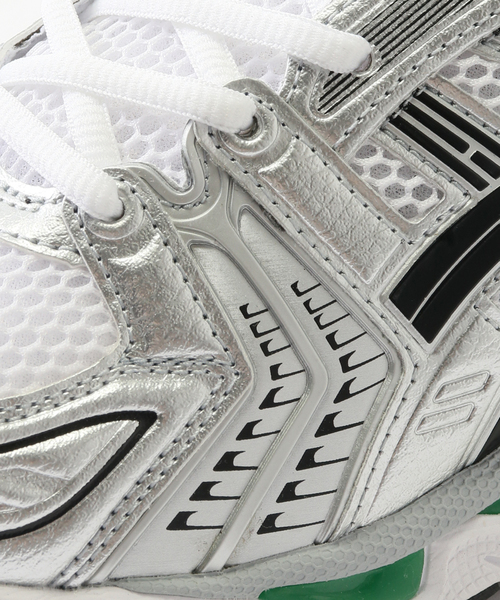 ASICS(アシックス)の「ASICS GEL-KAYANO 14 1201A019.110(スニーカー・メンズ・グリーン・26.5cm/27cm/27.5cm/26cm/28cm)」の2枚目の写真