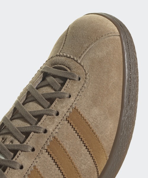 ADAM ET ROPE'(アダムエロペ)の「【adidas/アディダス】TOBACCO(スニーカー・メンズ・キャメル・26.0cm/27.0cm/28.0cm/29.0cm)」の10枚目の写真