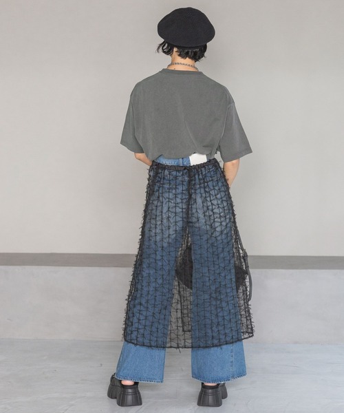 PAGEBOY（ページボーイ）の「シルエットフラワーロゴT（Tシャツ/カットソー・レディース・グリーン/チャコールグレー/オフホワイト・FREE）」の9枚目の写真