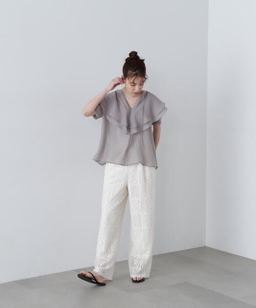 N.（N. Natural Beauty Basic）（エヌエヌナチュラルビューティーベーシック）の「◆スキッパーフリルブラウス（シャツ/ブラウス・レディース・グレー/ホワイト/ライトグリーン・MEDIUM）」の4枚目の写真