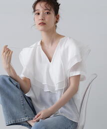 ◆スキッパーフリルブラウス