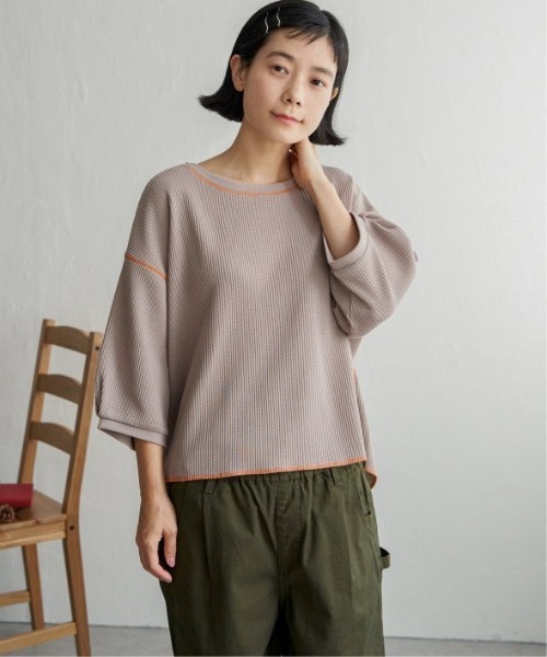 LBC(エルビーシー)の「ワッフルカラーステッチプルオーバー(Tシャツ/カットソー・レディース・ブルー/オフホワイト/チャコールグレー/モカ・M)」の4枚目の写真