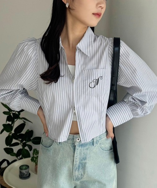 one after another NICE CLAUP(ワンアフターアナザーナイスクラップ)の「ダブルZIPワンポイント刺繍シャツ(シャツ/ブラウス・レディース・オフホワイト/グレー系その他/ベージュ/ブラック系その他/ブルー・FREE)」の11枚目の写真