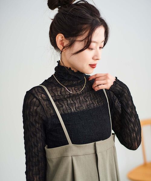 le.coeur blanc(ルクールブラン)の「ウエーブ柄シアータートル(Tシャツ/カットソー・レディース・アイボリー/ブラック・38)」の7枚目の写真