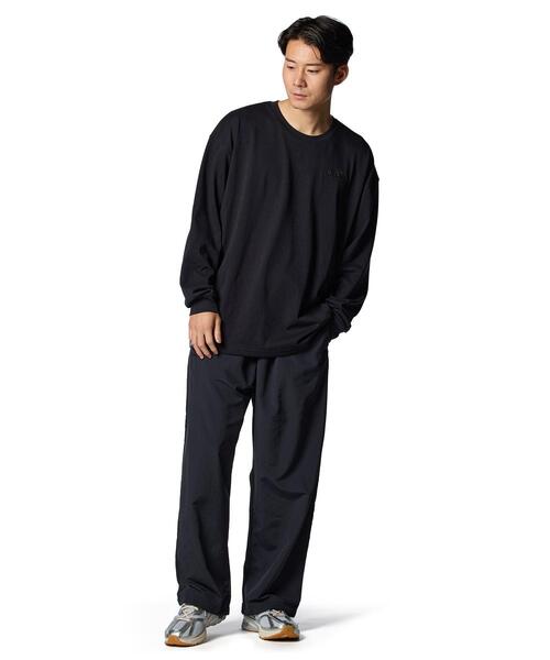 UNDER ARMOUR(アンダーアーマー)の「UAヘビーウェイト コットン ロングスリーブTシャツ(トレーニング/メンズ)(Tシャツ/カットソー・メンズ・ブラック・3XL/L/M/XL/2XL/S)」の3枚目の写真
