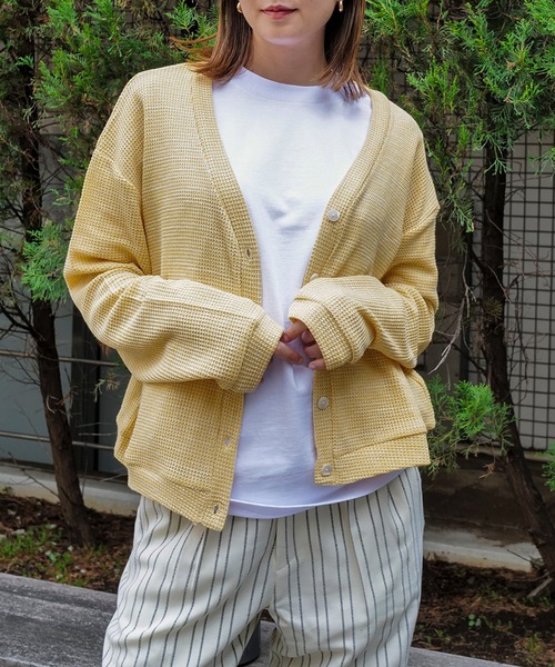 roial(ロイアル)の「CARDIGAN/ROIAL/ロイアル ショート丈カーディガンパステルカラーケーディガン(カーディガン/ボレロ・レディース・オリーブ/イエロー/ブラウン/アイボリー・SMALL/MEDIUM)」の4枚目の写真