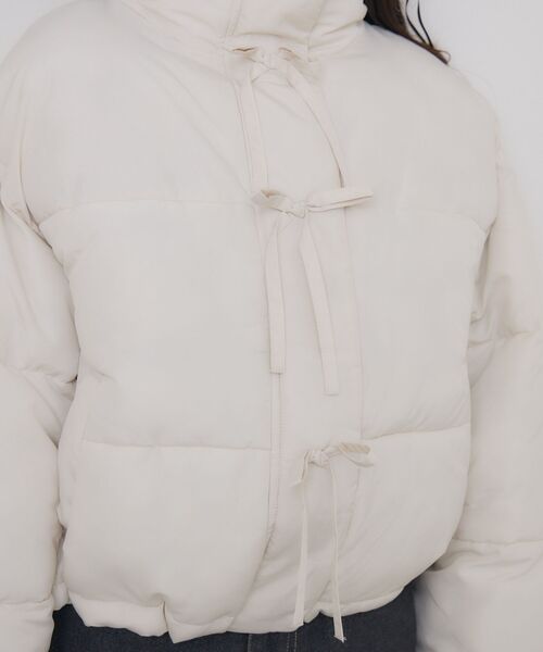 ems excite（エムズエキサイト）の「フロントリボン中綿BZ（ブルゾン・レディース・ピンク/ブラック/ナチュラル・FREE）」の10枚目の写真