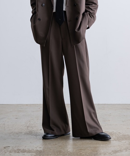 INTER FACTORY（インターファクトリー）の「こーき - センタープレスフレアスラックス(セットアップ対応) made in INTER FACTORY（スラックス・メンズ・ブラウン/ブラック・MEDIUM/SMALL）」の8枚目の写真